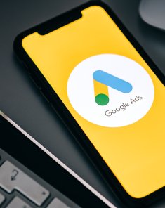 Google Ads : vers une publicité plus performante et personnalisée grâce à l’IA générative 